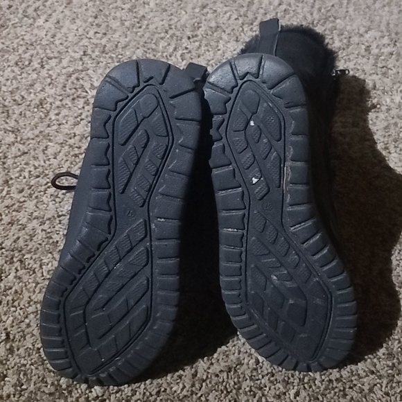 Boots - Picture 4 of 4